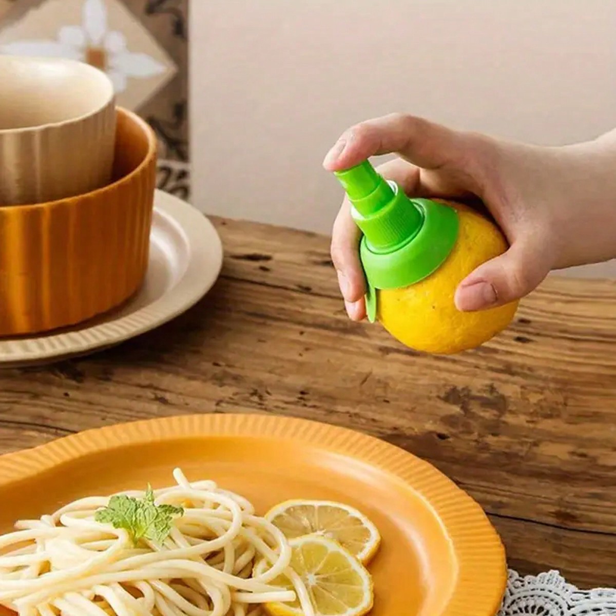 1pc, Mini Lemon Juice Squeezer – обзор и цена Citrus Juicer Bar