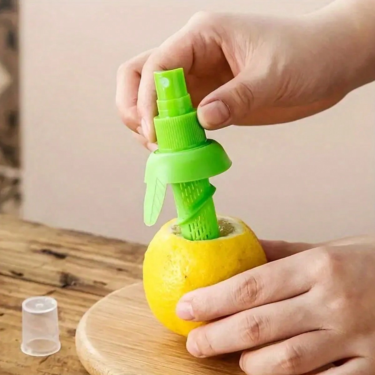 1pc, Mini Lemon Juice Squeezer – обзор и цена Citrus Juicer Bar