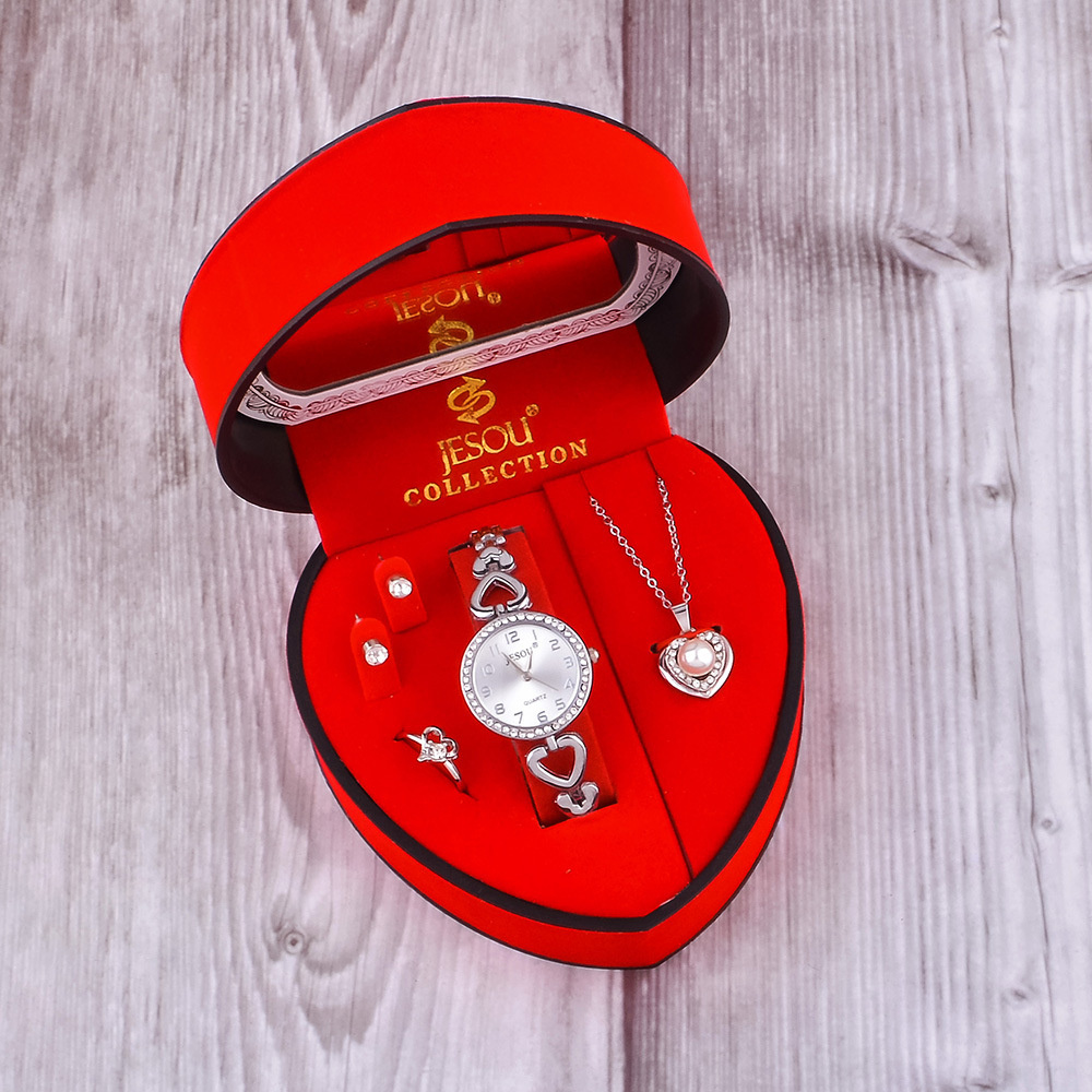 2025 New Women Bracelet Watch  – обзор и цена Bar Cart Gold